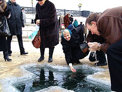 События НИУ «БелГУ» в день великого крещения – святое очищение